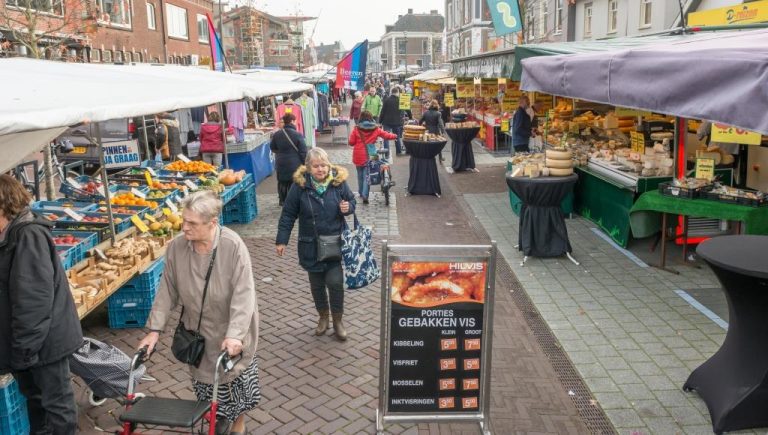 Weekmarkt Elst — markt-eten in de Betuwe