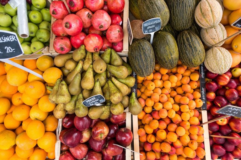 Weekmarkt Bemmel — markt-eten in de Betuwe